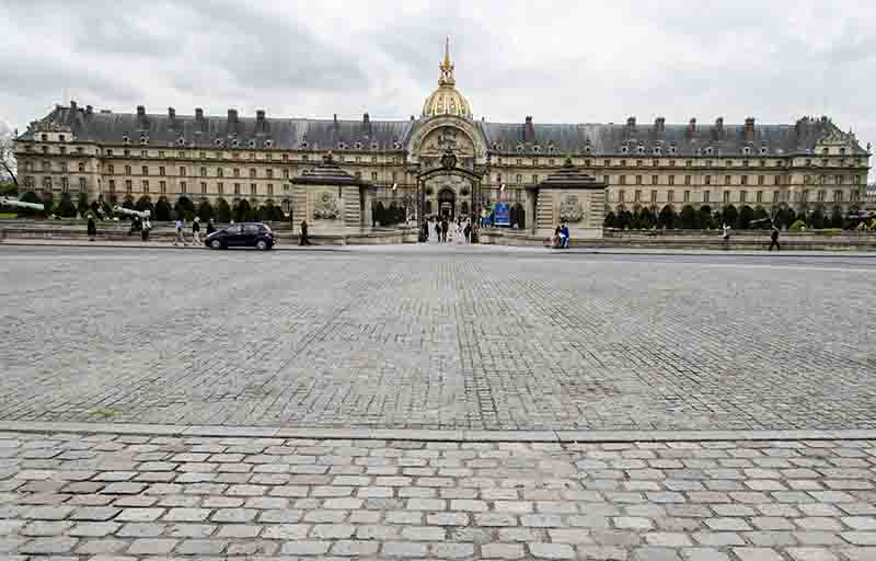 70 - Francia - Paris - Hotel des Invalides.jpg